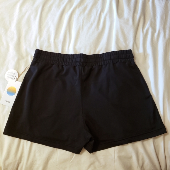 🌟NEW Vuori Halo Performance Short - Picture 4 of 6